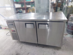에베레스트 간냉식테이블냉장고(1500)