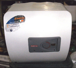 아리스톤 전기온수기(30L)