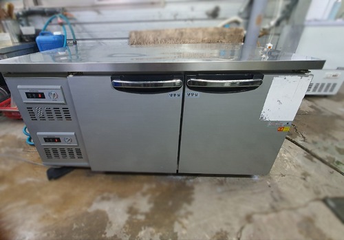 우성 테이블냉장/냉동고(1500/단독온도조절가능)