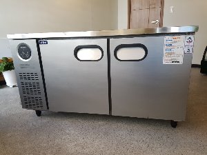 스타리온 테이블냉장고1500(냉동1냉장1)