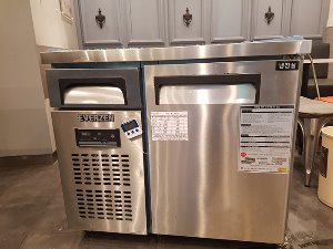 에버젠 테이블냉장고900(디지털)