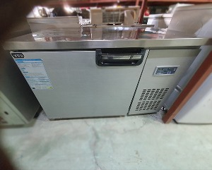 테이블냉장고(1200/디지털)