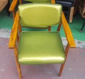 업소용 의자(3개)